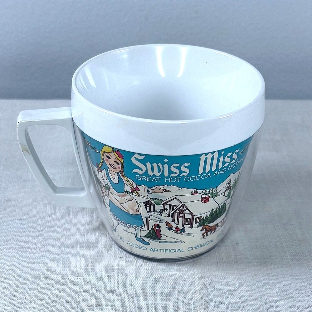 Vintage Swiss Miss Thermo-Serv Insulated Plastic Mug Winter Village Scene USA